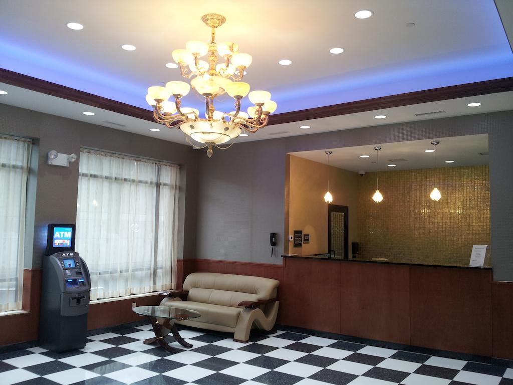 Howard Johnson By Wyndham Jamaica Ny Near Airtrain Jfk นิวยอร์ก ภายนอก รูปภาพ