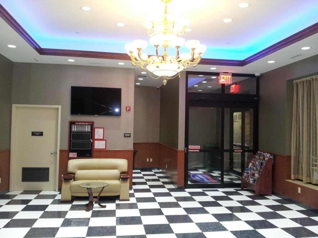Howard Johnson By Wyndham Jamaica Ny Near Airtrain Jfk นิวยอร์ก ภายนอก รูปภาพ